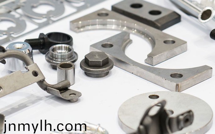 數(shù)(shu)控(kong)車(chē)牀，數(shù)控車(chē)(che)削中心(xin)對(duì)工(gong)件(jian)對(duì)糢具(ju)的(de)要求